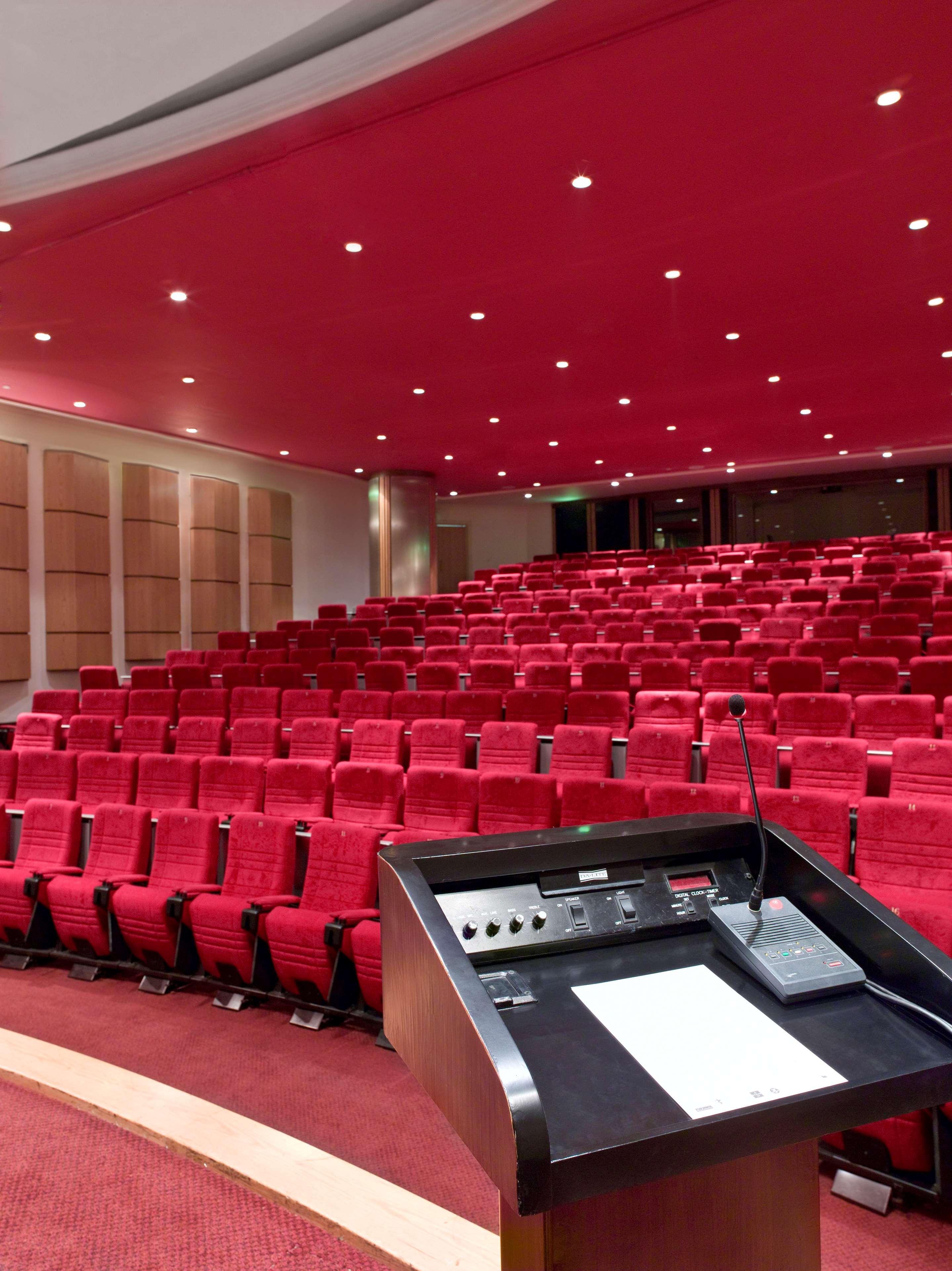 Отель Grand Hyatt Амман Экстерьер фото The main auditorium